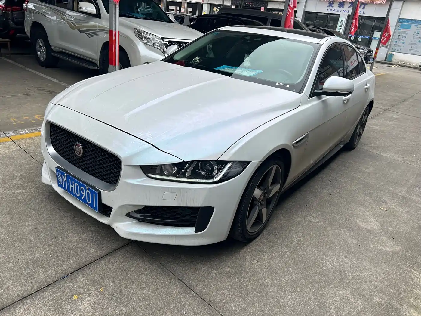 Jaguar XE 2018 2.0T 200PS 2WD R-Sport