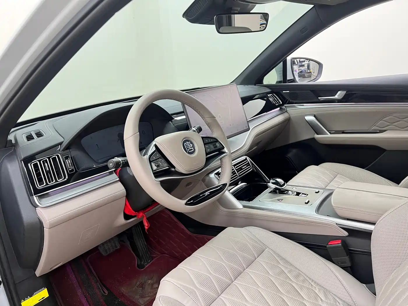 BYD Tang New Energy 2024 DM-i Honor Edition 112KM Premium фото 14