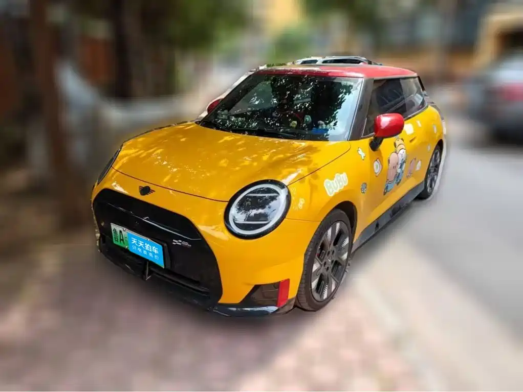 MINI Electric MINI JCW 2025 2025 JOHN COOPER WORKS