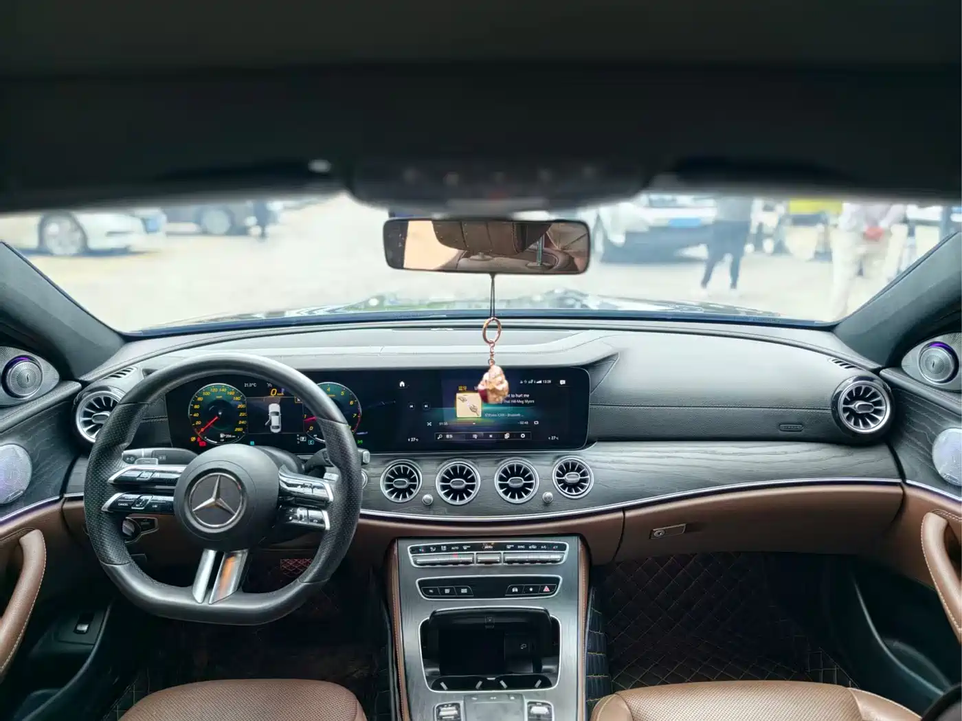 Mercedes-Benz E-Class 2021 E 300 L Luxury фото 9