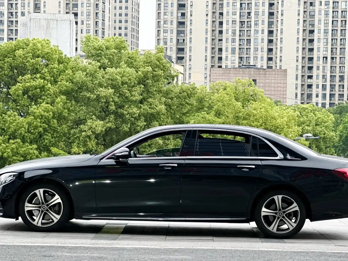 Mercedes-Benz E-Class 2018 E 200 L Sport фото 7