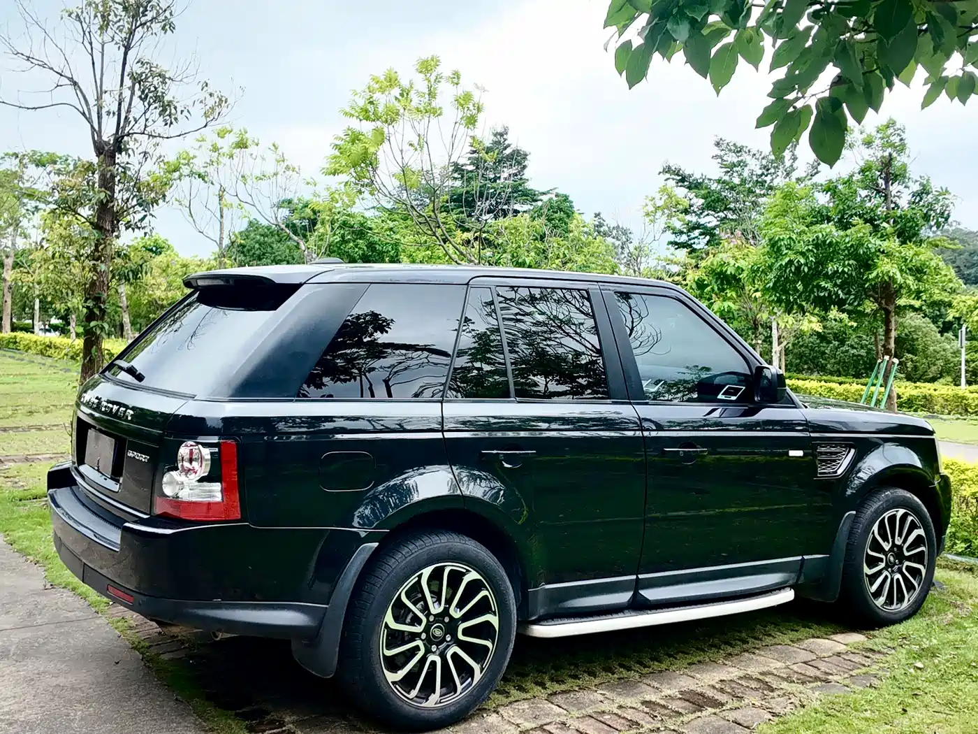 Land Rover Range Rover Sport 2011 2011 5.0 NA V8 HSE