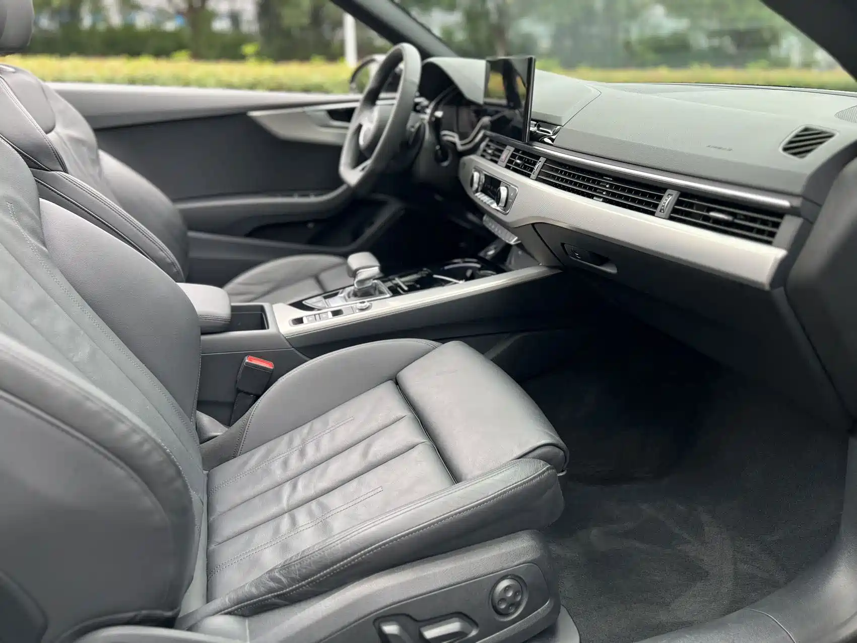 Photo 11 - Audi A5 (Import)