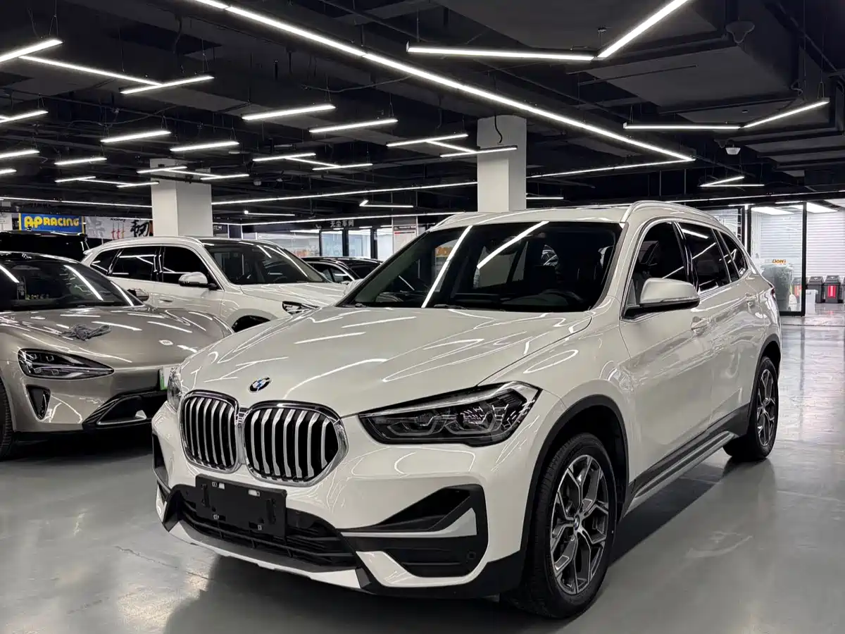 BMW X1 2022 sDrive20Li Premium