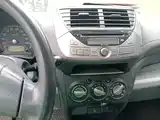 Photo 8 - Suzuki Alto