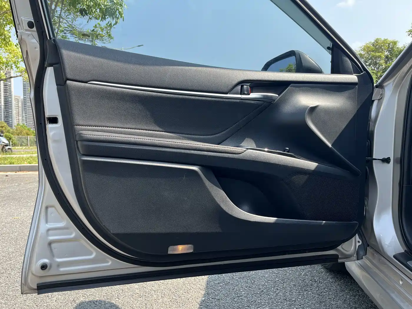 Toyota Camry 2018 2.5G Luxury Edition фото 14