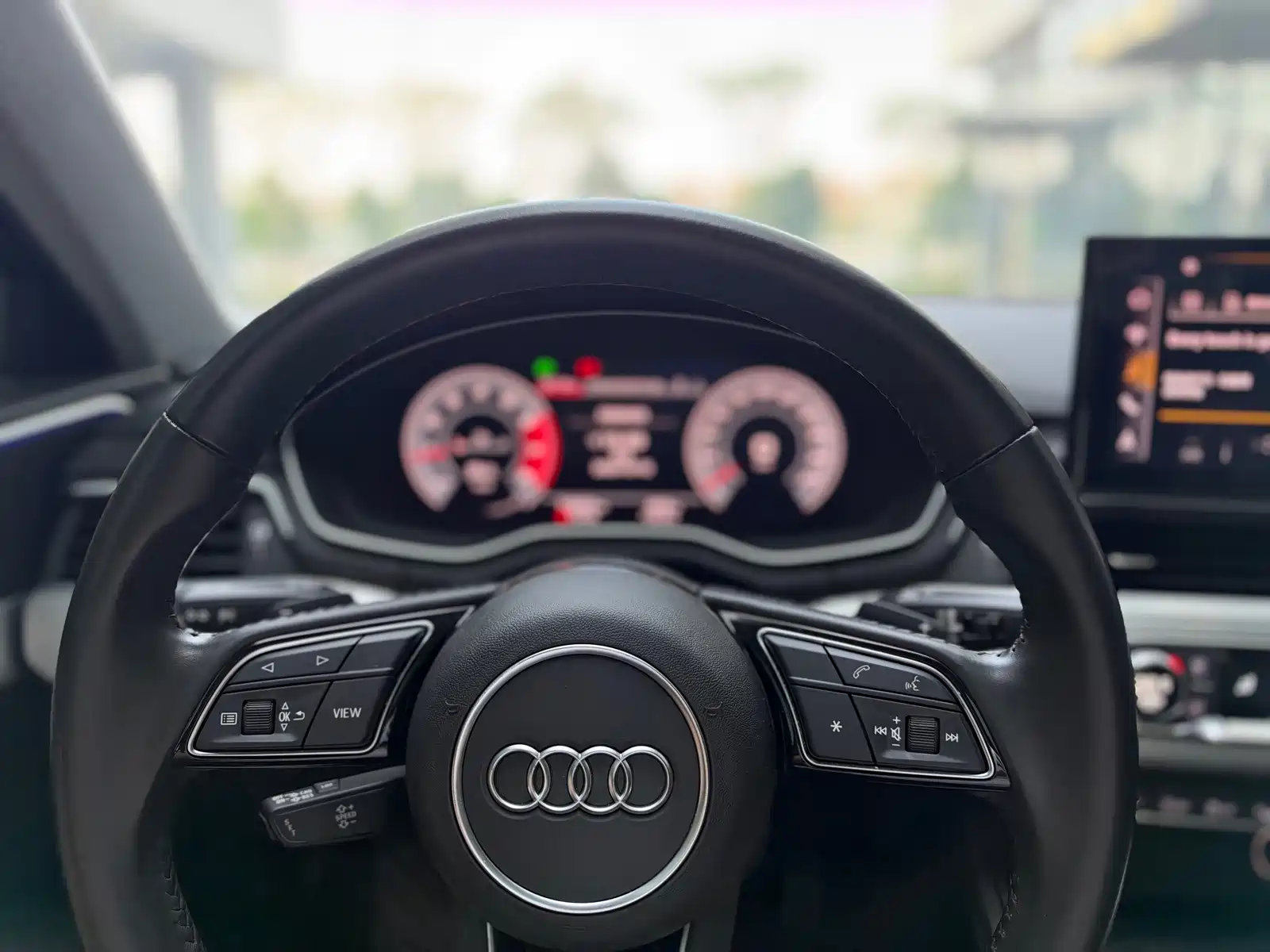 Photo 5 - Audi A4L