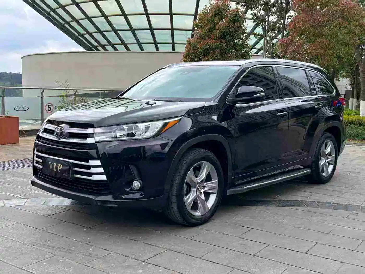 Toyota Highlander 2018 2.0T 4WD Luxury 7-seater China VI