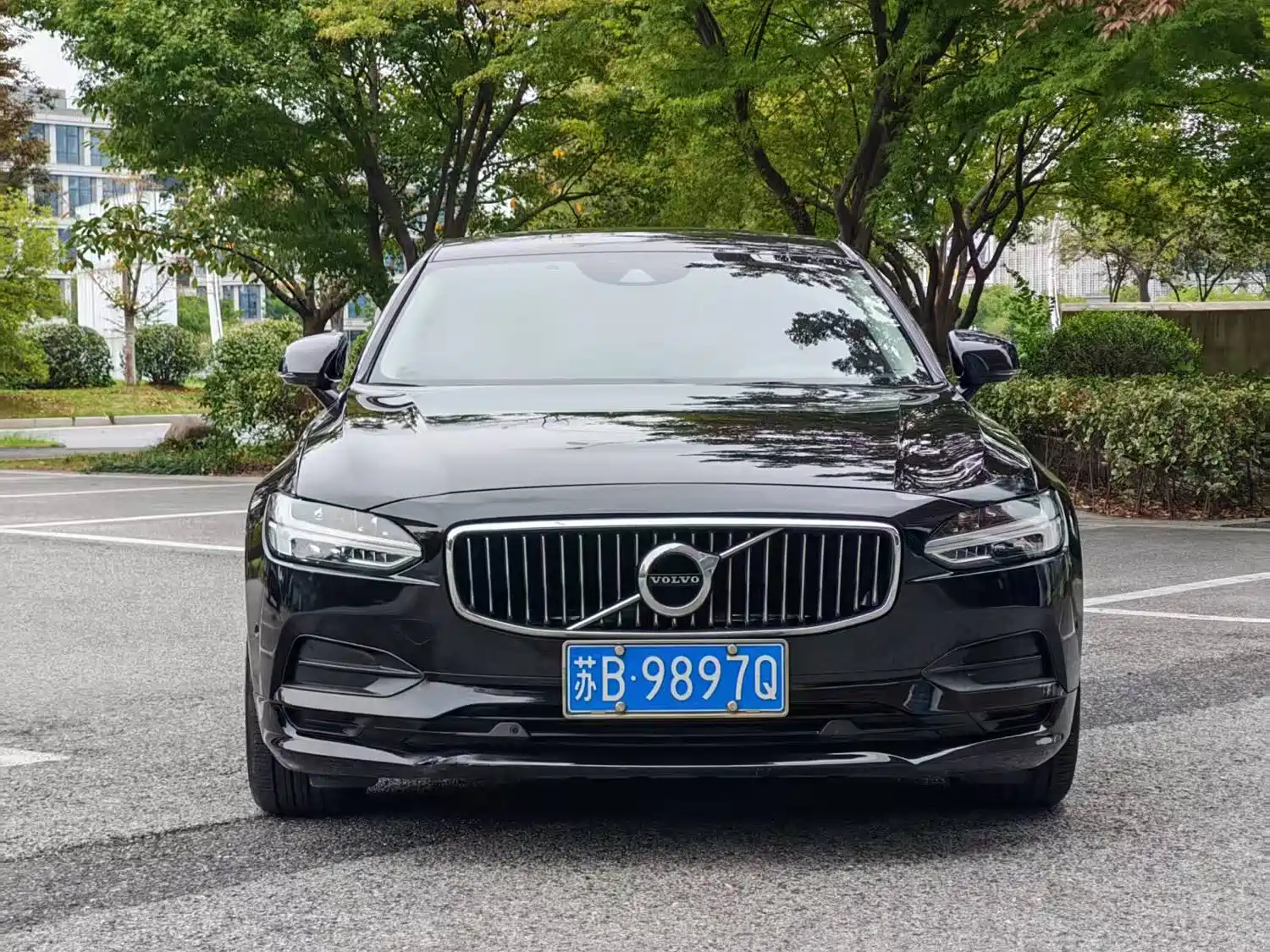 Фото 2 - Volvo S90