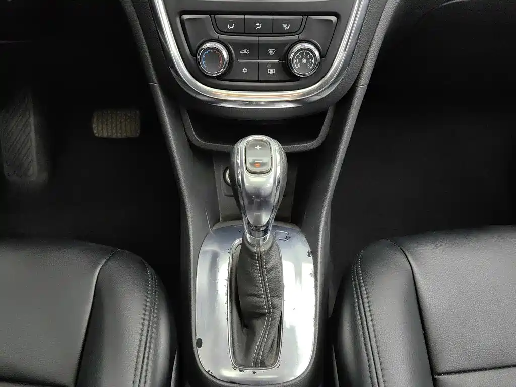 Фото 13 - Buick Encore