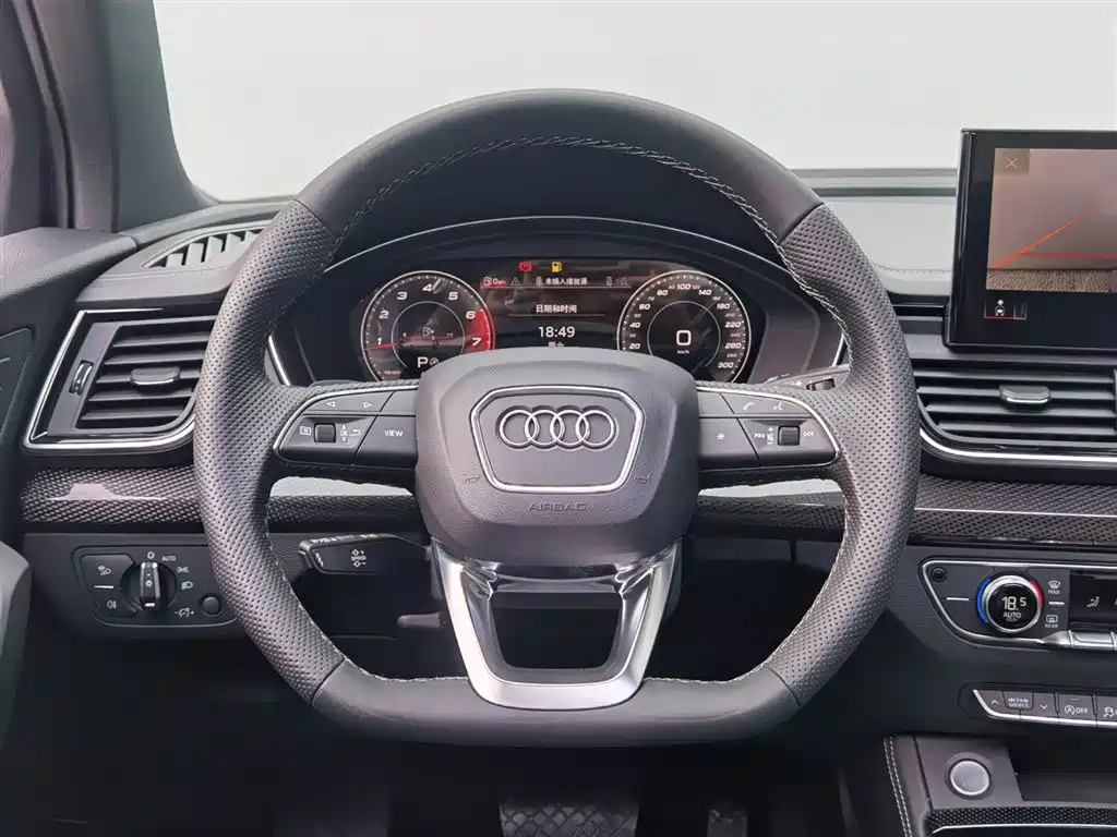 Audi Q5L Sportback 2021 40 TFSI Luxury фото 15