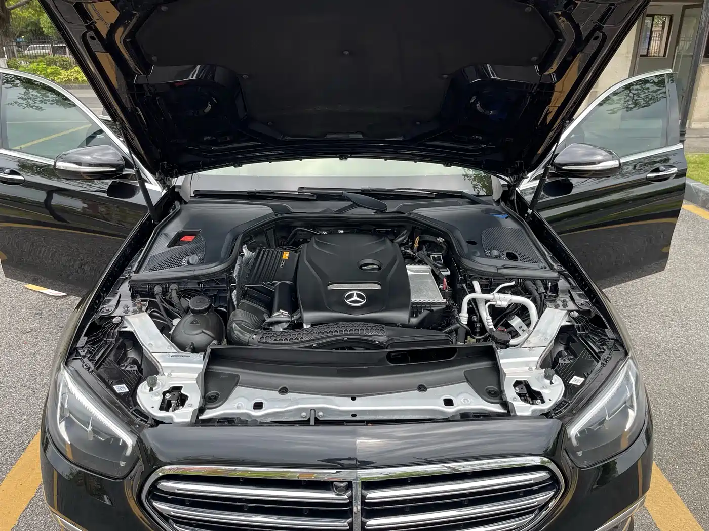 Mercedes-Benz E-Class 2018 E 200 L фото 24