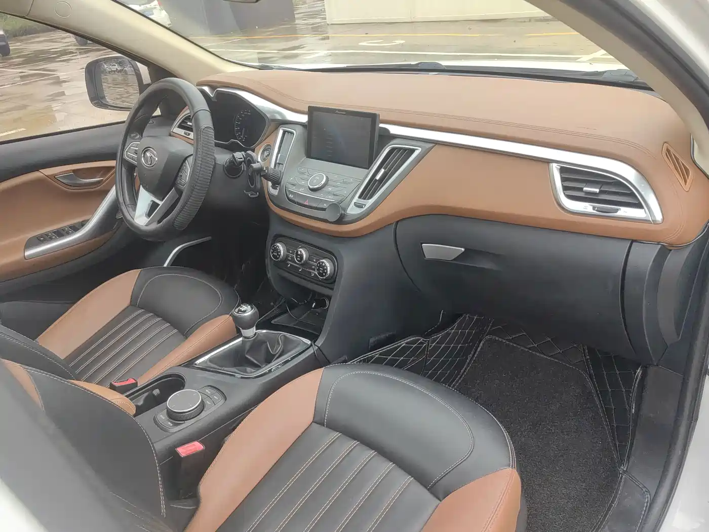 Soueast DX7 2016 2016 1.5T Manual Triumph Edition