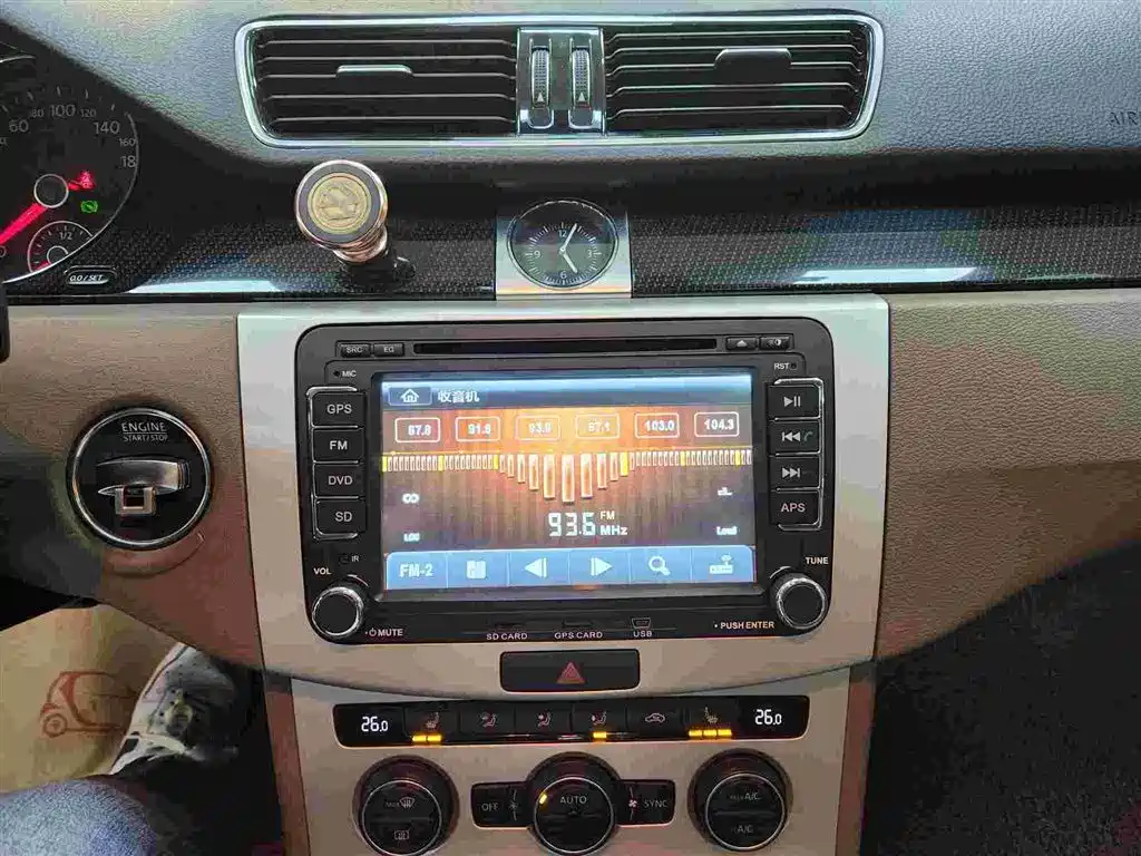 Volkswagen Magotan 2015 1.8TSI Luxury фото 5