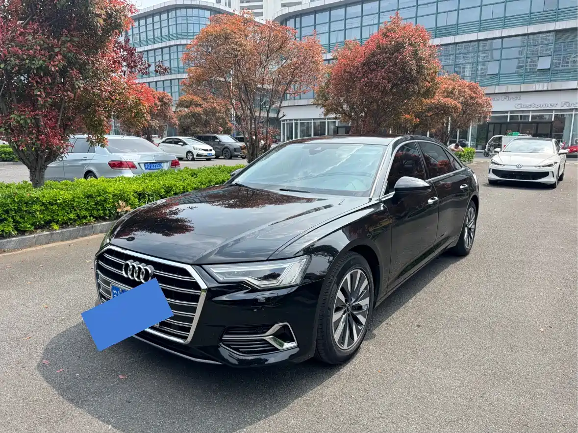 Audi A6L 2023 45 TFSI Premium Selection Elegance
