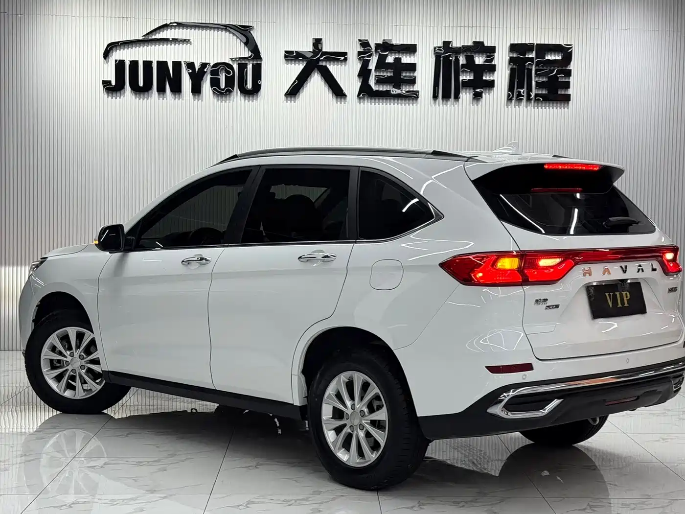 Haval M6 2024 2023 PLUS 1.5T DCT Luxury Smart Connect