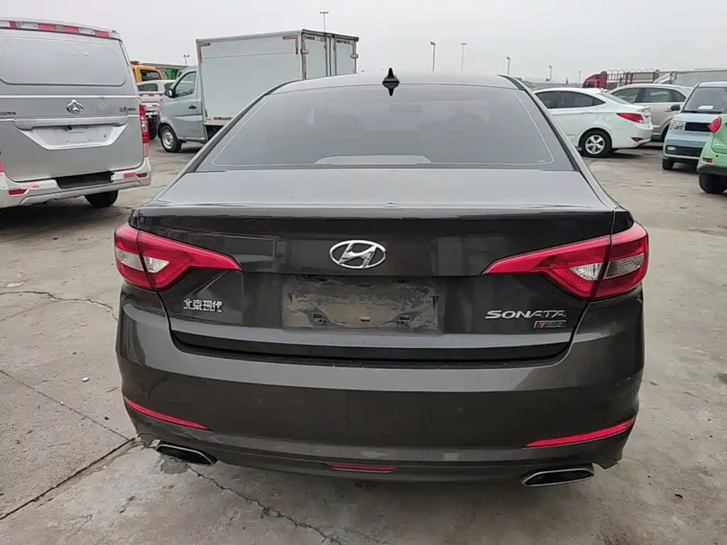 صورة 6 - Hyundai Sonata