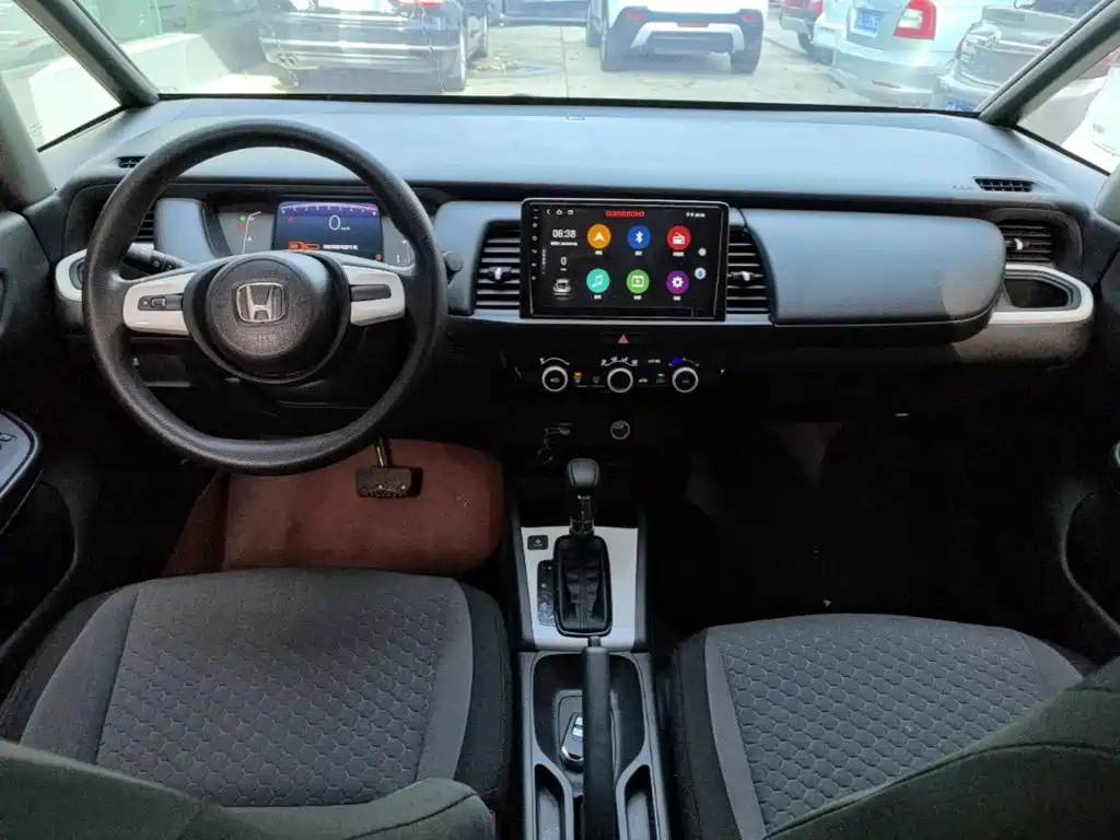 Фото 10 - Honda Fit