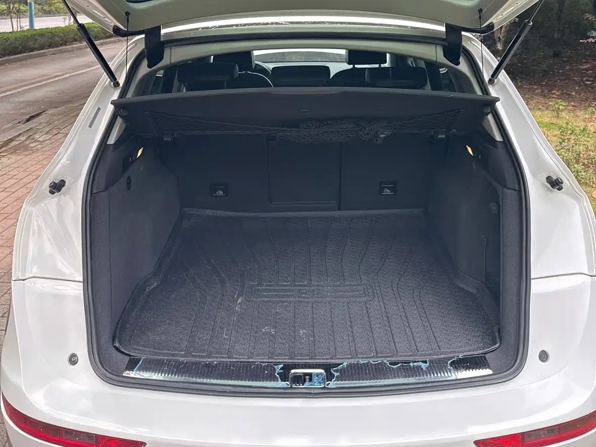 Audi Q5 2018 2017 Plus 40 TFSI Technology