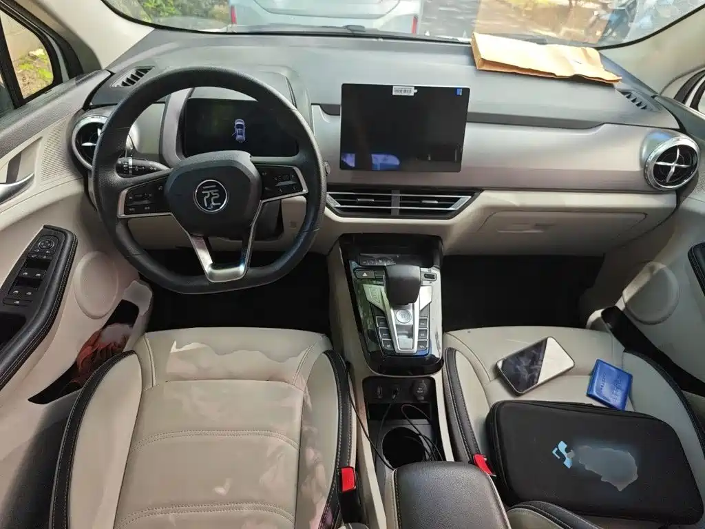 BYD Yuan Pro 2022 2021 401KM Luxury Model