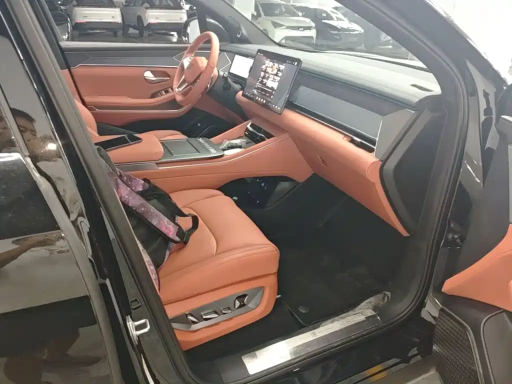BYD Tang L 2026 2025 DM 175KM Drone Player Edition
