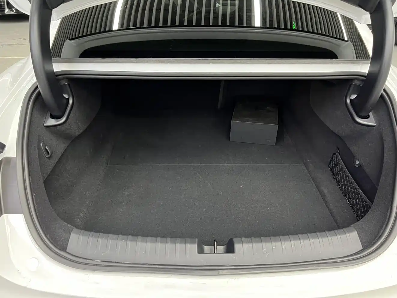 Xiaomi Auto Xiaomi SU7 2024 AWD Extended Range Advanced Smart Driving Max Edition фото 19