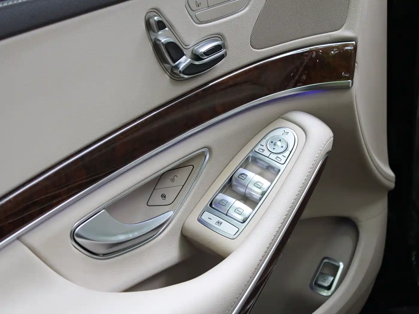 Mercedes-Benz S-Class 2014 S 400 L Premium фото 8