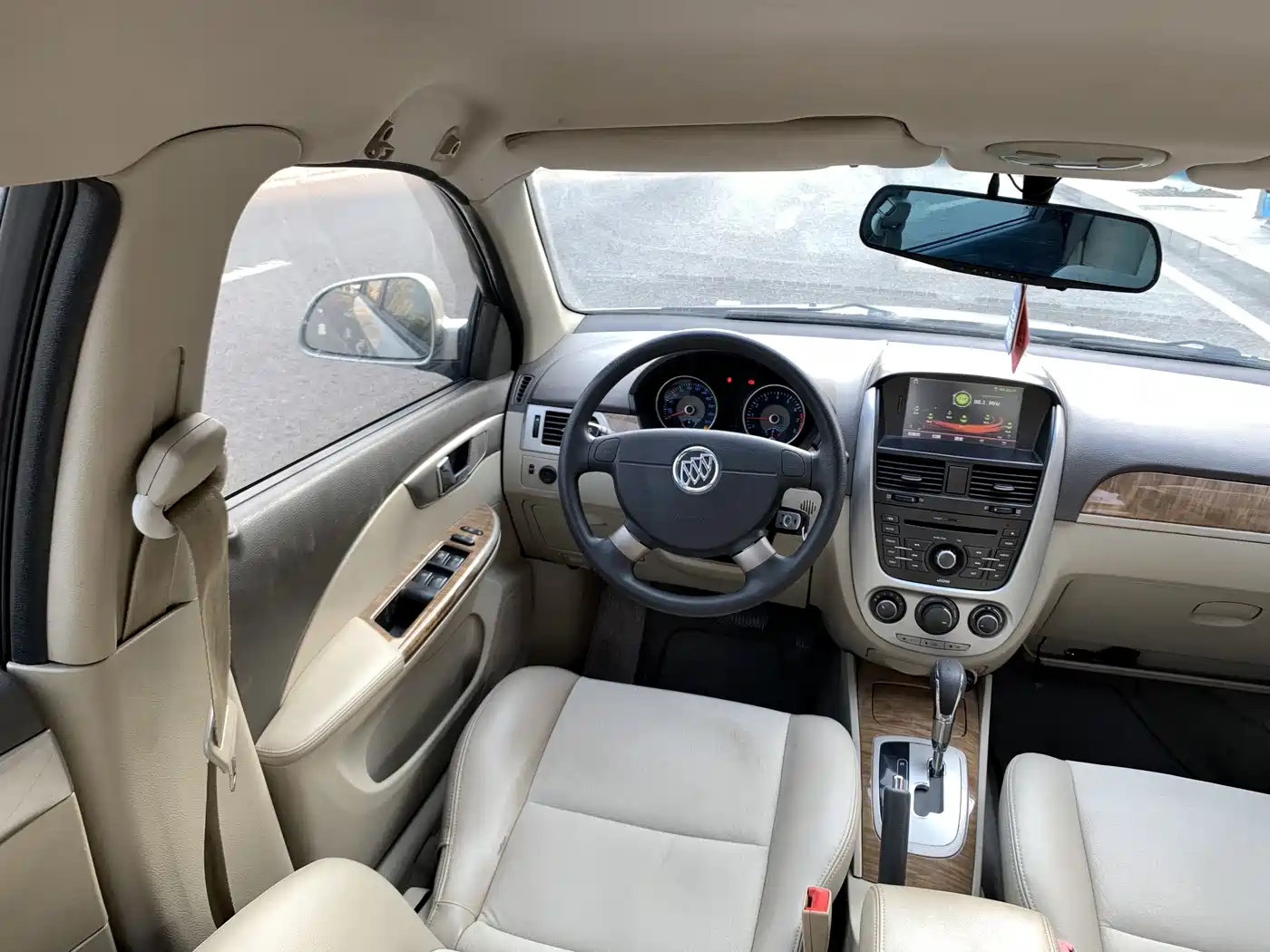 Buick Excelle 2015 1.5L Automatic Classic фото 14