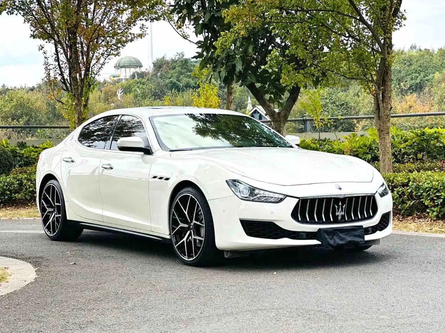 Photo 3 - Maserati Ghibli
