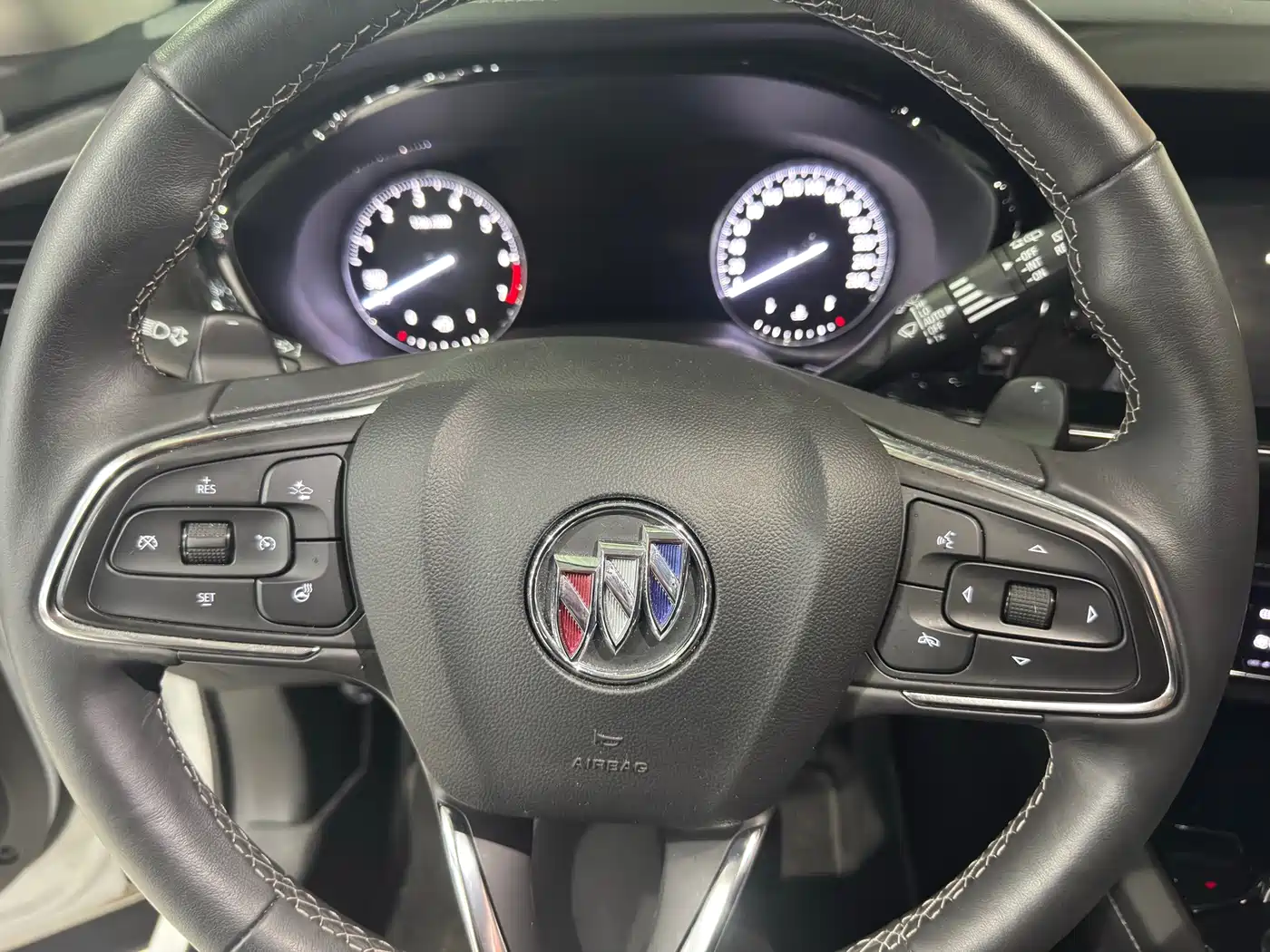 Buick Envision Plus 2024 2023 Enclave Plus 652T 5-Seater AWD Luxury