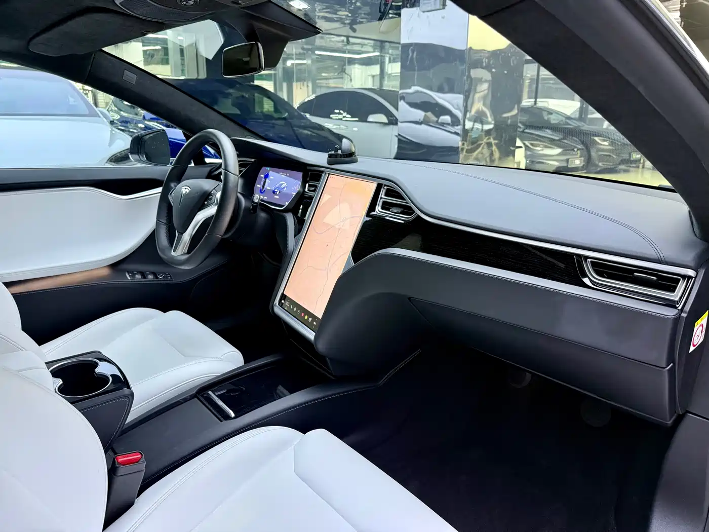 Tesla Model S 2018 2017 Model S 75D Standard Range
