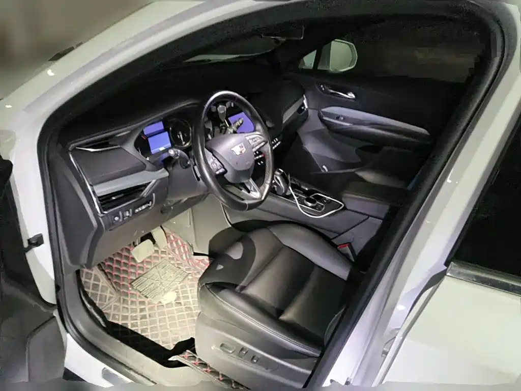 Cadillac XT4 2018 2018 Model 28T 2WD Luxury