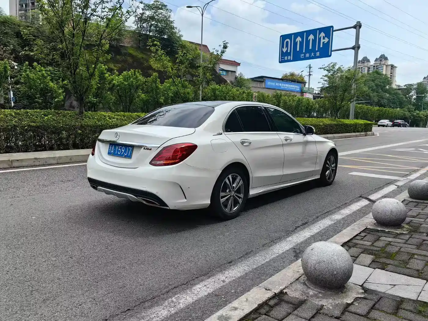 Mercedes-Benz C-Class 2015 Facelift C 200 L Sport фото 8
