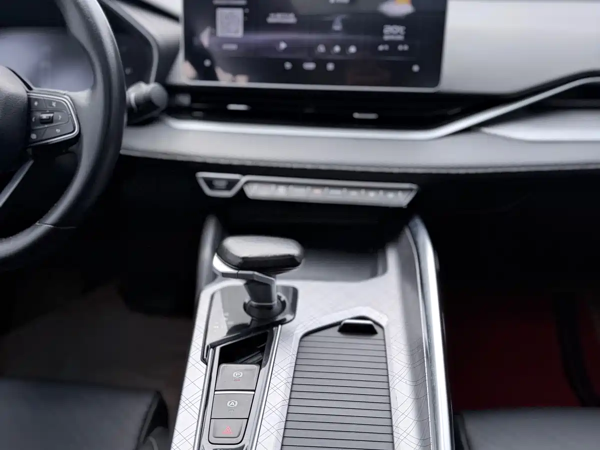 GEELY AUTOMOBILE XINGRUI