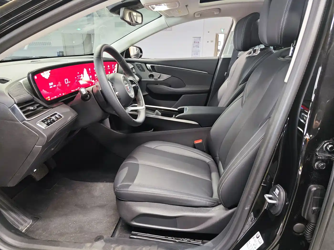 Buick LaCrosse 2026 Model 28T Platinum Edition фото 8