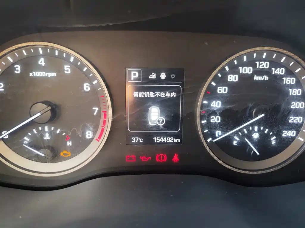 Фото 3 - Hyundai Tucson