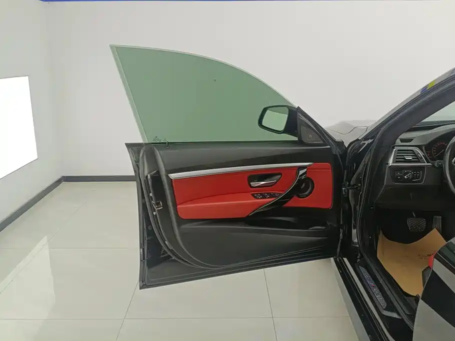 BMW 3 Series GT 2021 2020 320i M Sport Black Night Edition