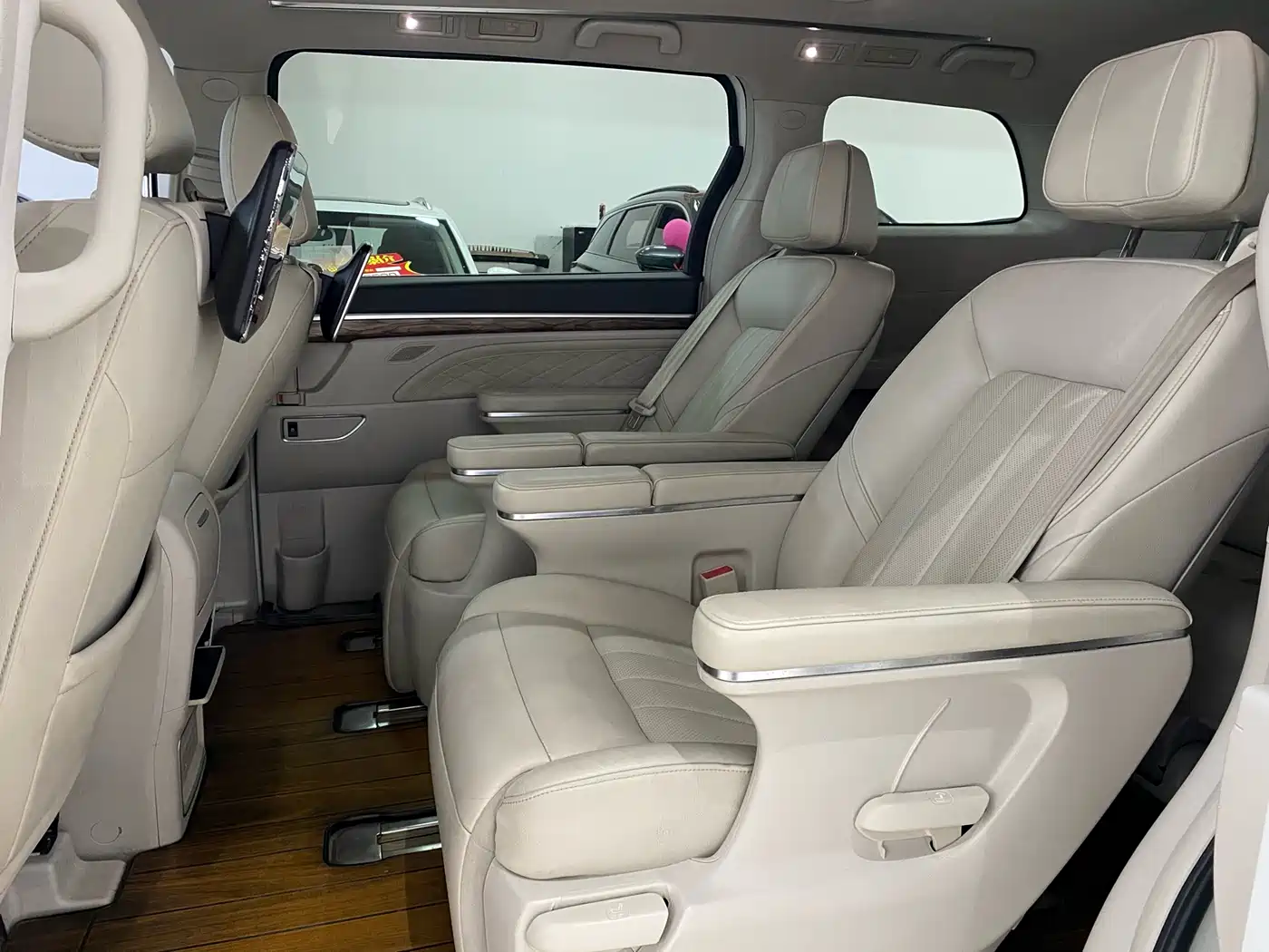 GAC Trumpchi Trumpchi M8 2018 320T Flagship Edition фото 6