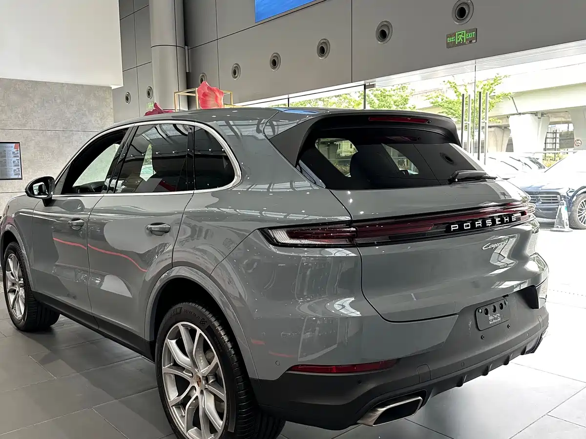 Porsche Cayenne 2025 Cayenne 3.0T Dream Chaser Edition фото 9