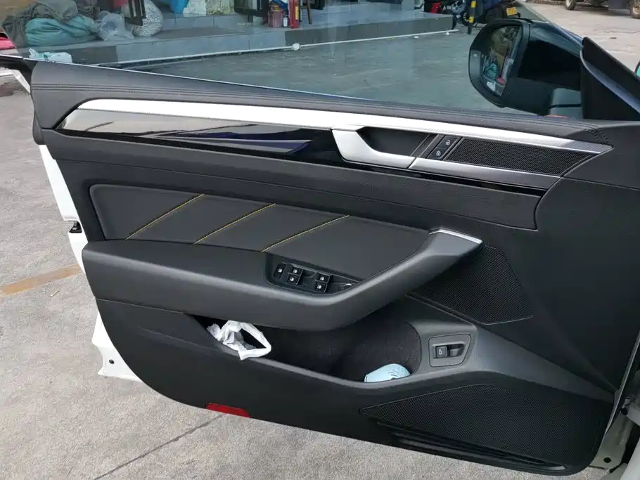 صورة 7 - Volkswagen CC