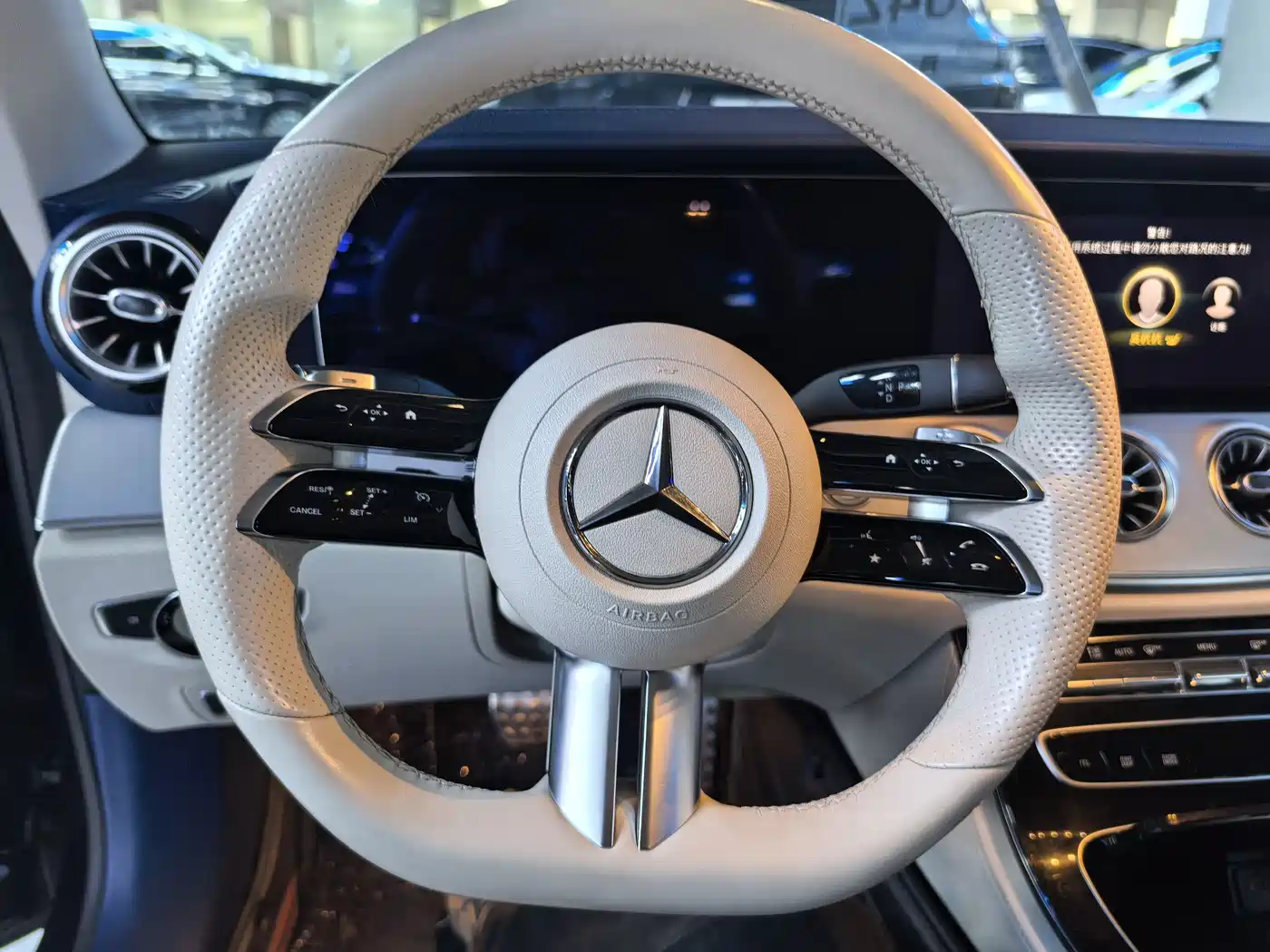 MERCEDES-BENZ E CLASS