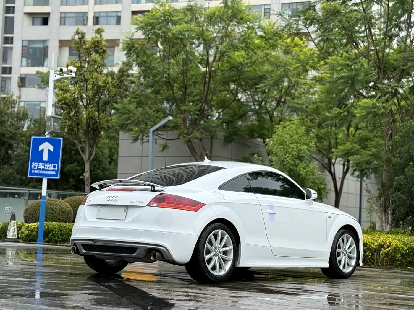 Фото 7 - Audi TT