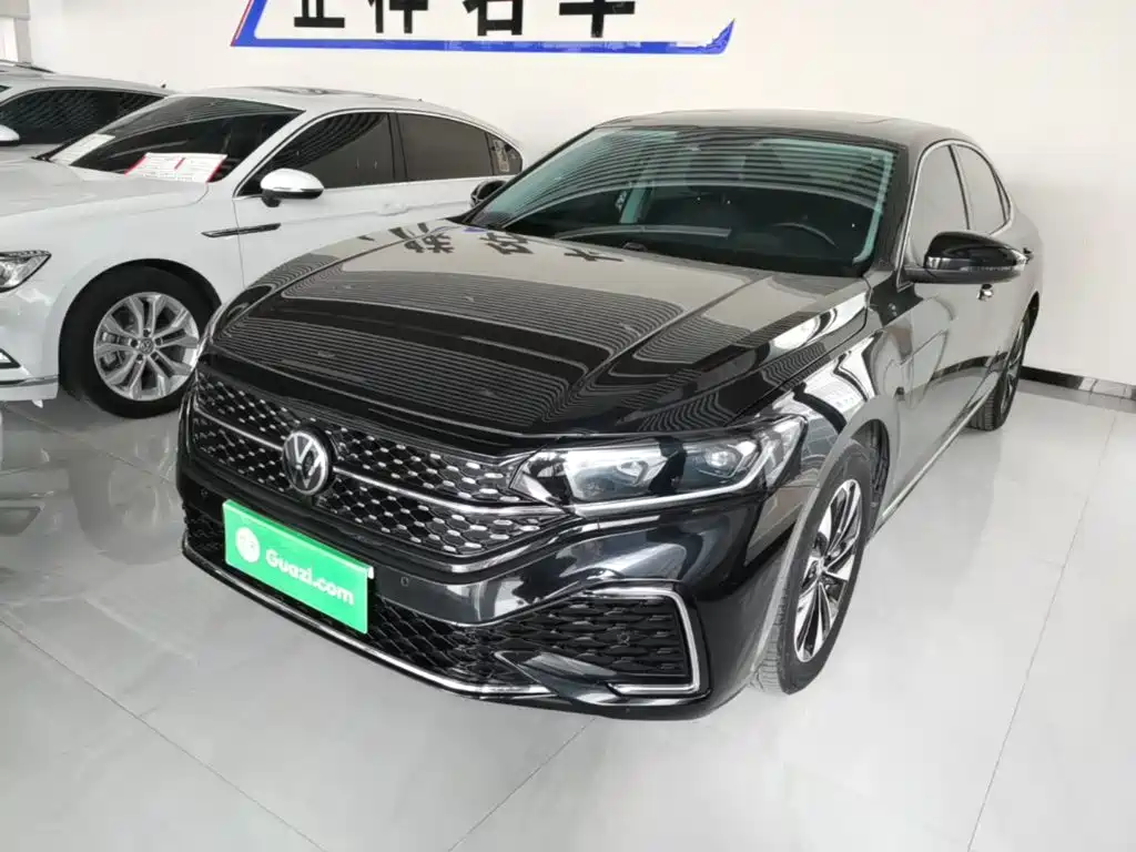 Volkswagen Passat 2023 330TSI Starlight Elite Edition