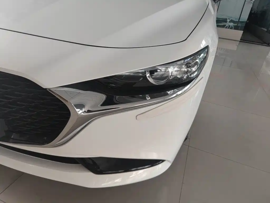 Mazda Mazda 3 2025 2023 2.0L Auto Zhixuan