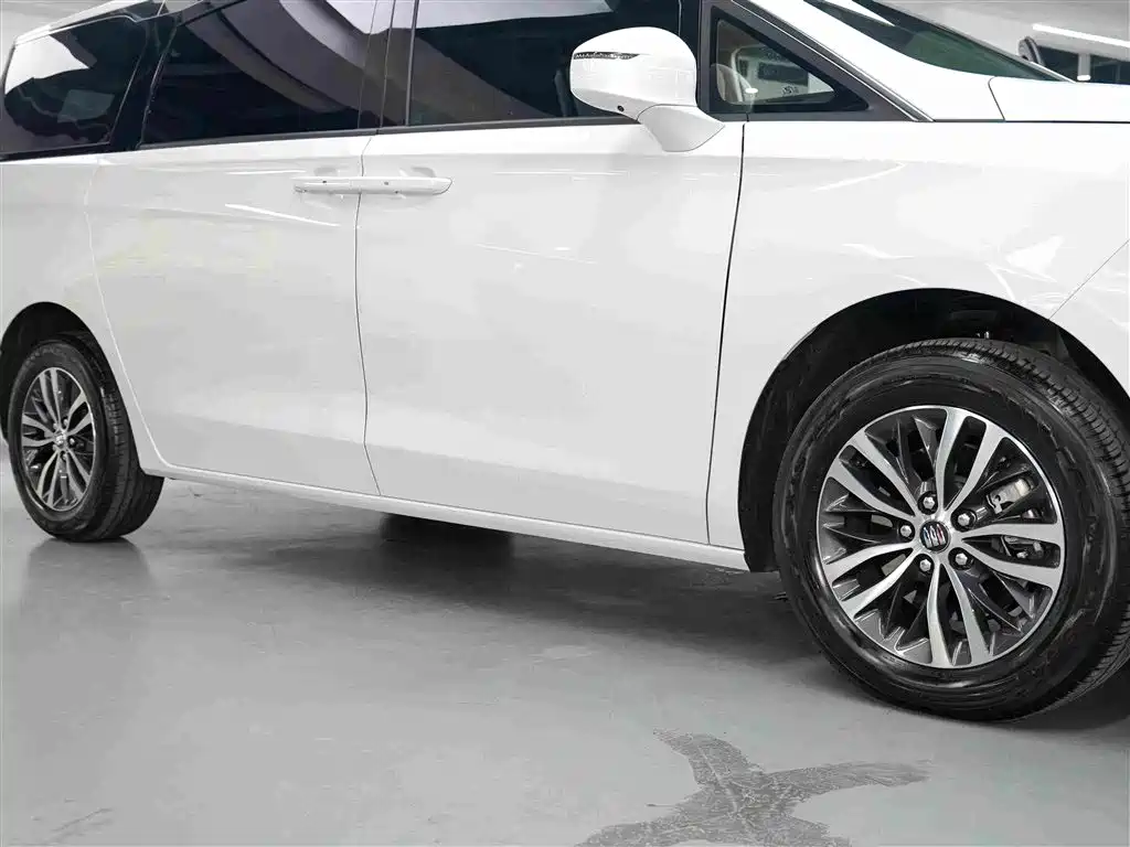 Buick GL8 2026 2025 Land Business Class Smart Enjoy Edition