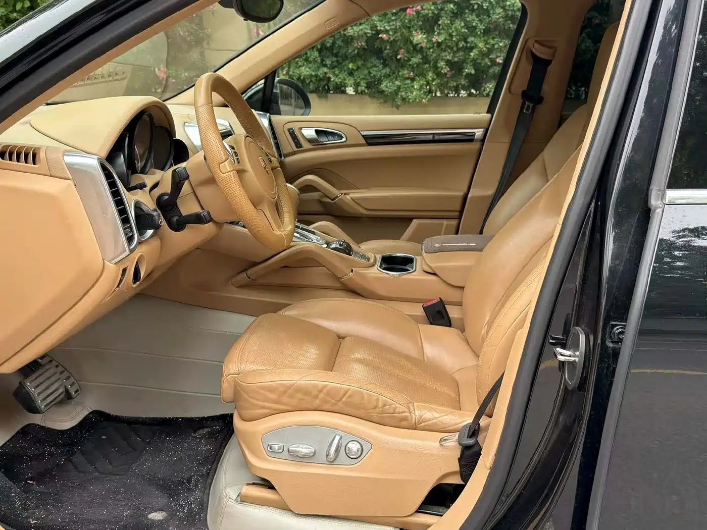 Porsche Cayenne 2014 Cayenne Platinum Edition 3.0T фото 7
