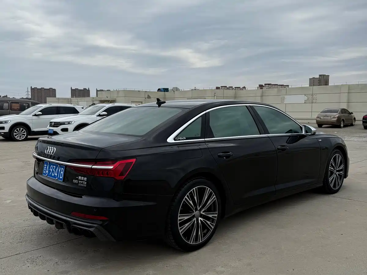 Audi A6L 2020 55 TFSI quattro Exclusive Dynamic фото 12