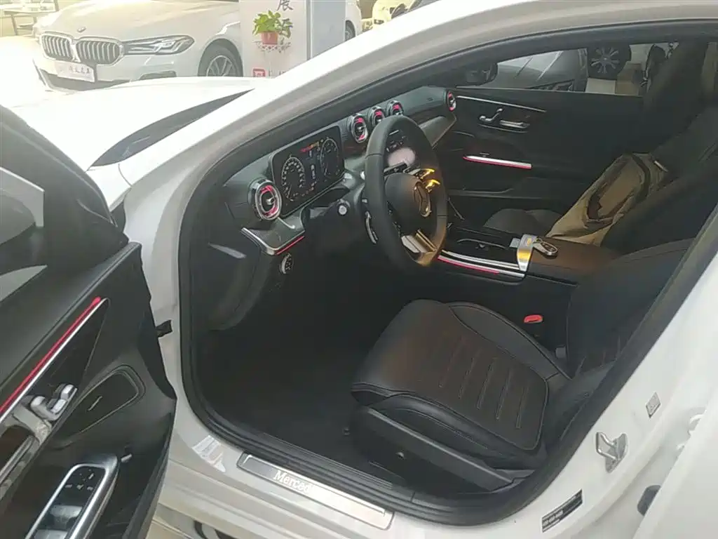 Mercedes-Benz C-Class 2024 Facelift C 260 L Sport фото 16