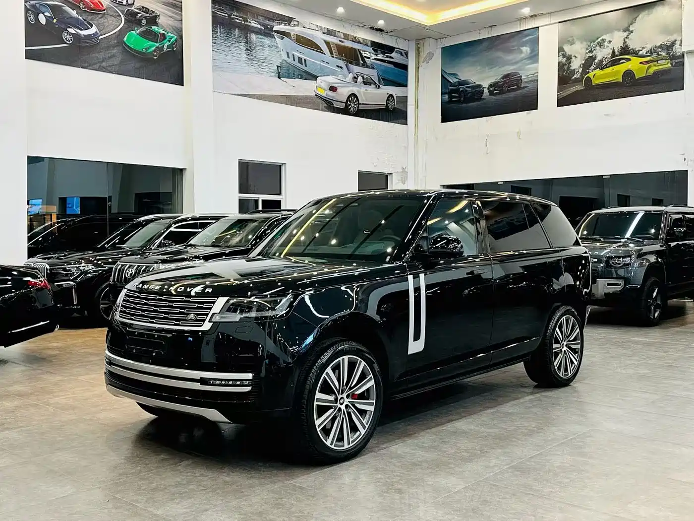 Land Rover Range Rover 2024 3.0 L6 400PS Genesis Extended