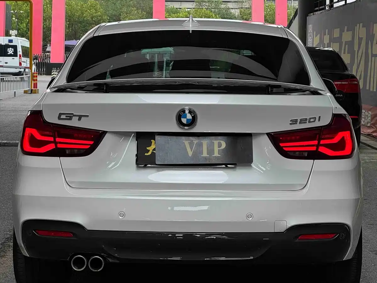 BMW 3 Series GT 2021 2020 320i M Sport Package